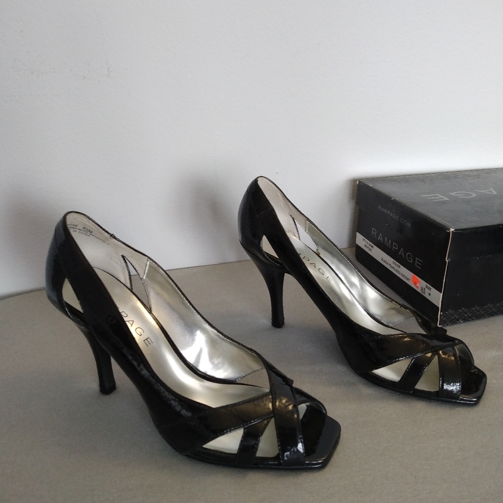 Women's New Heel 7.5 and 8.5
